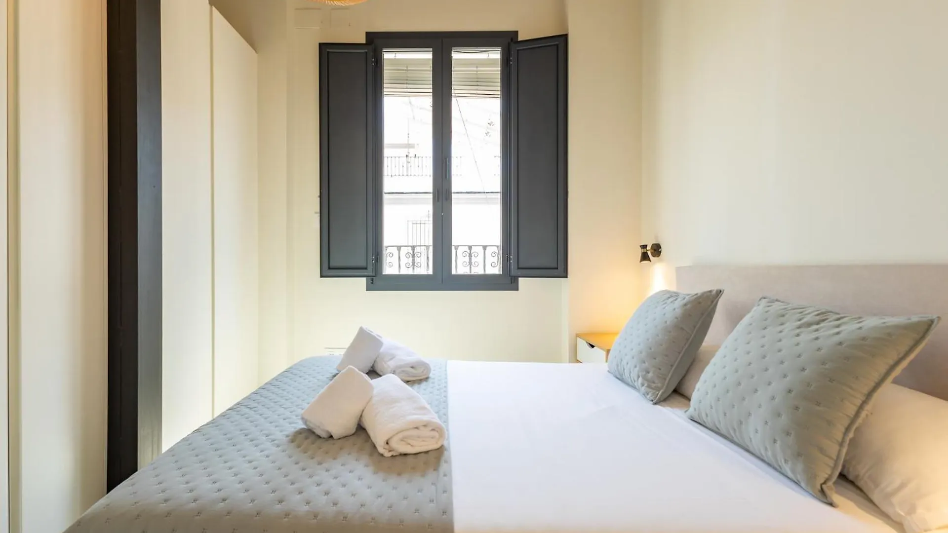 Ohliving Teatinos 1B Apartment Seville